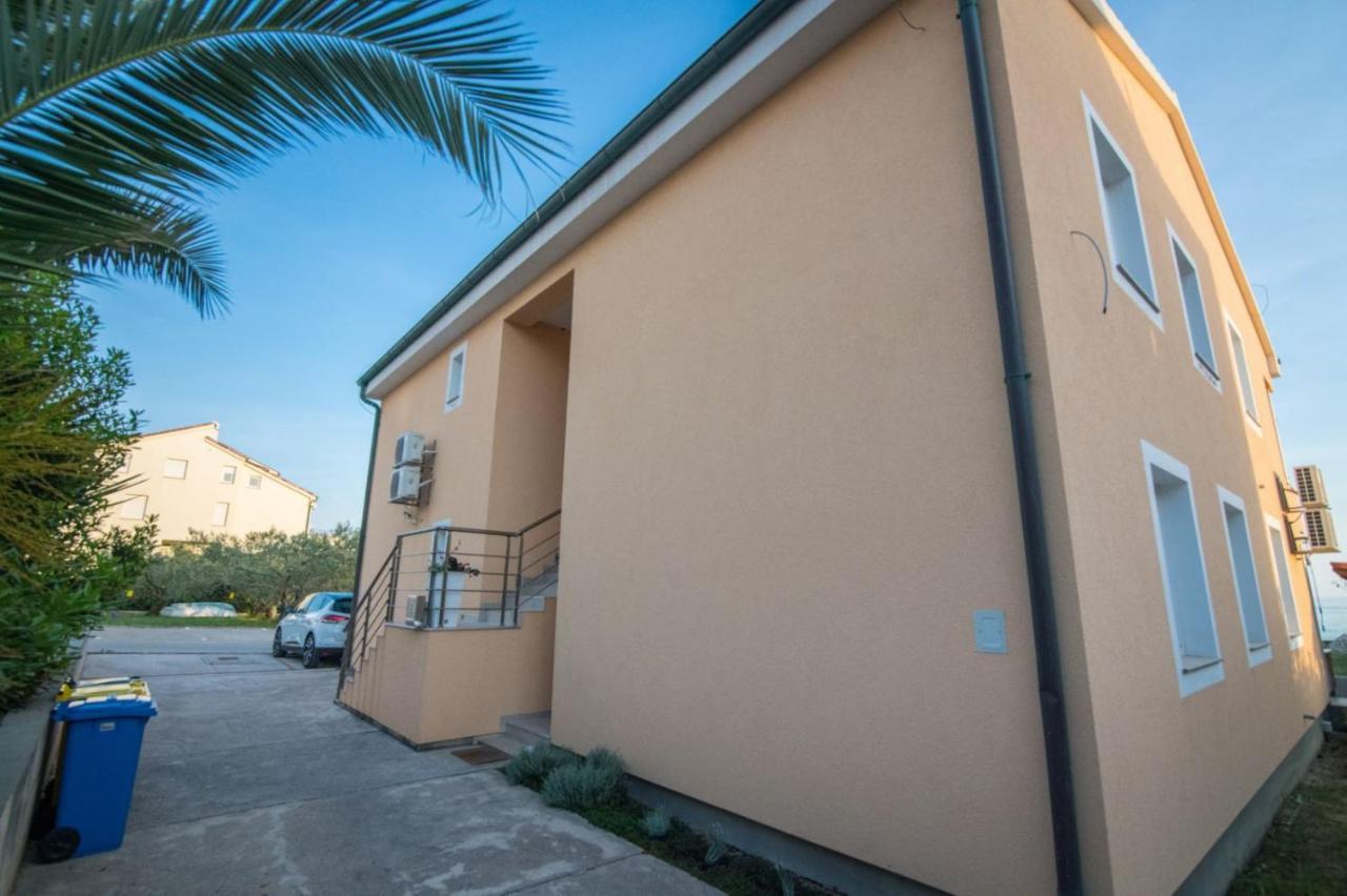 Apartment Traversa نوفاليا المظهر الخارجي الصورة